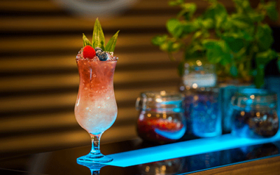 Drink bar na wesele – jak to zorganizować?